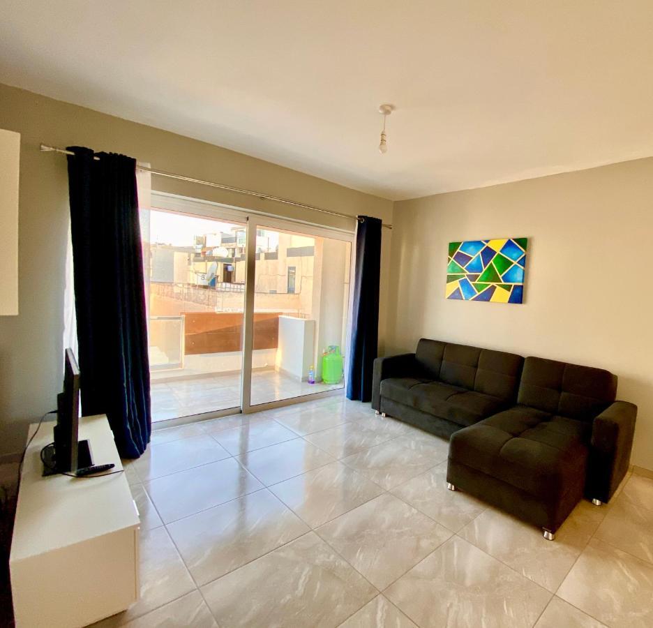 New Breeze Apartment St. Paul's Bay Exterior photo
